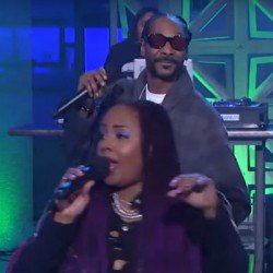 music_L01's tweet photo. [live video] Lalah Hathaway &amp; Snoop Dogg with Terrace Martin – Ghetto Boy (on Real) - https://t.co/yIXL5zmnSt https://t.co/6kRi9b5rzX