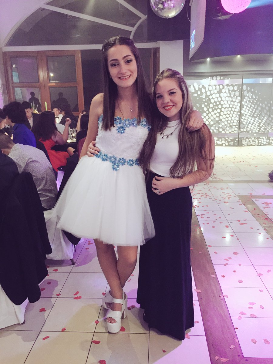 Camila_Barral's tweet photo. Estas hermosa, espero que estés disfrutando tu noche porque te lo mereces más que nadie te quiero #vicenzza 👸🏼👸🏻💖 https://t.co/40qQMRtOky