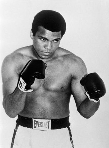 lucfontana's tweet photo. #MuhammadAli, addio alla farfalla e ape del pugilato | Claudio Colombo
https://t.co/pM7Yfr1lDu https://t.co/sIAstkydKA