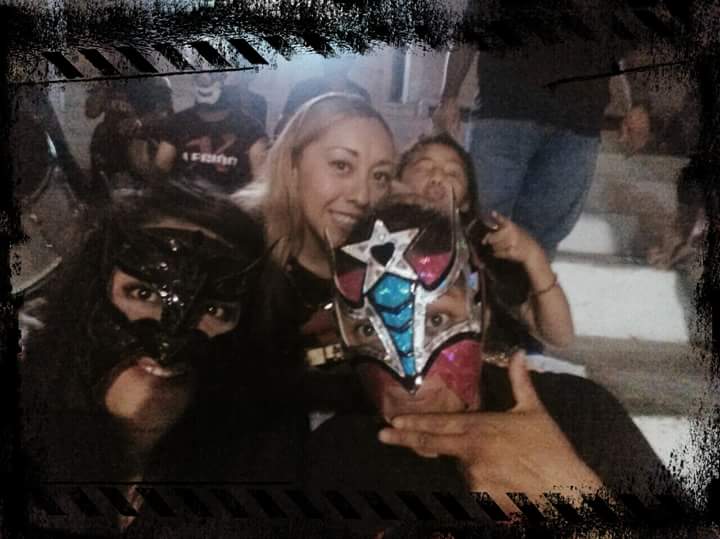 LegionXRing's tweet photo. Podremos cambiar de hojas, pero jamas perderemos nuestras raíces. Arena San Juan, @CaraLucha. (Mayo 21 de 2016). https://t.co/DcARjItSdu