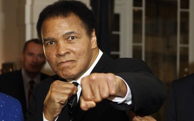 jailmagazine's tweet photo. Box-Legende Muhammad Ali ist von uns gegangen..
Im Alter von 74 Jahren starb er in Phoenix im Krankenhaus.
#RIPAli https://t.co/A0KeLPfyUy
