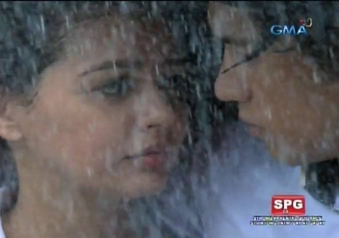 MariaOno3's tweet photo. #OnceAgainKiss  titigan pa lang parang nagkiss na kyaaa sweetness kainlove https://t.co/aMjiiu1zj0