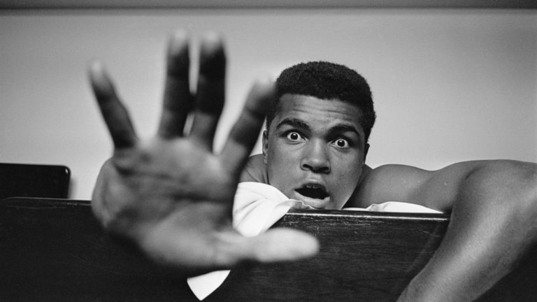 Muhammad Ali: Boxing mourns the champion of champions: skysports.tv/AQFZta