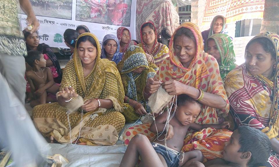 NewsEnviron's tweet photo. Nursery preparation training for afforestation and restoration of mangroves in Sundarban - sponsored by Al Natura. https://t.co/oCG0g3tOso
