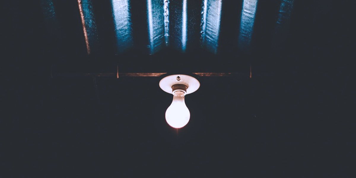 contently's tweet photo. Metaphorically, #content analytics was a dark room. We just turned on the light: https://t.co/WFNs9Pq0vg https://t.co/kR3ehGMpnH
