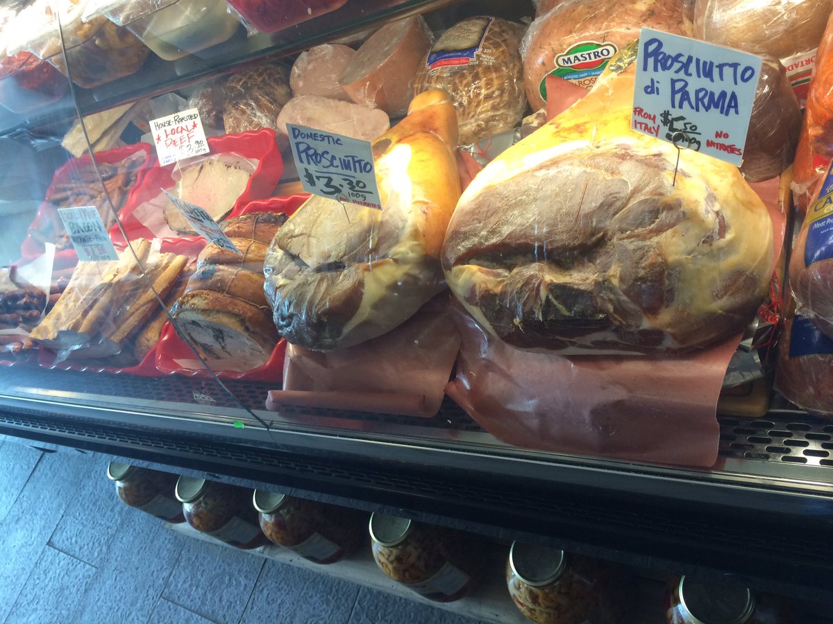 Pesto's Deli tweet media