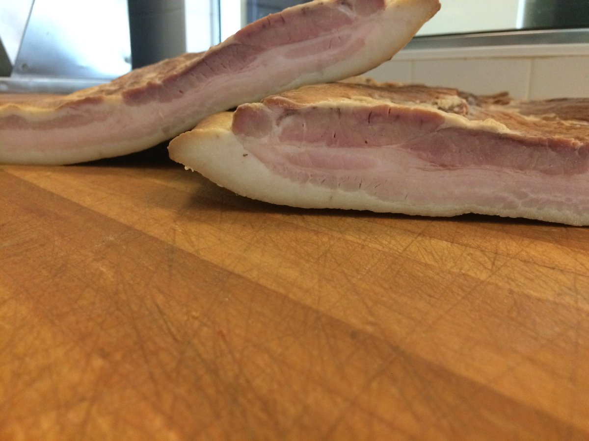 Pesto's Deli tweet media
