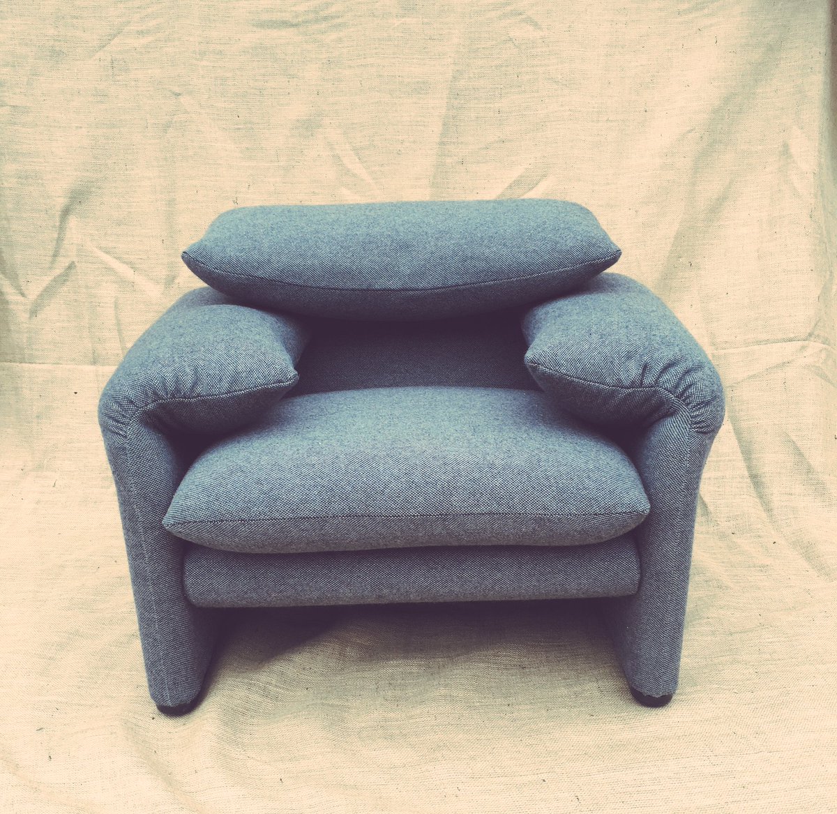 holsterEDI's tweet image. #Cassina #Maralunga repad and recover of customers 80's original suite.#upholstery