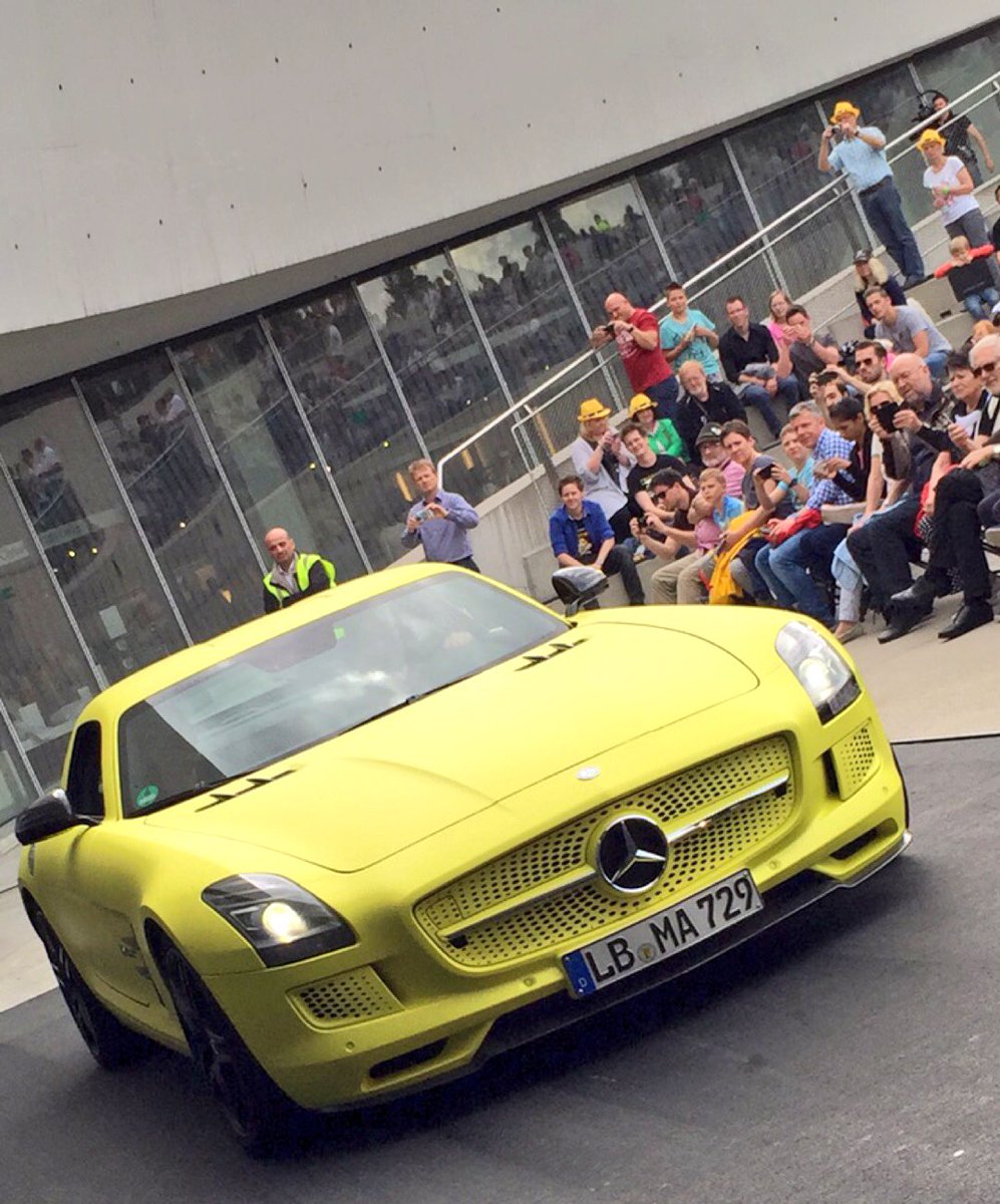 MB_Museum's tweet image. Car parades are on. Are you? Follow us with #10yMBMUS.