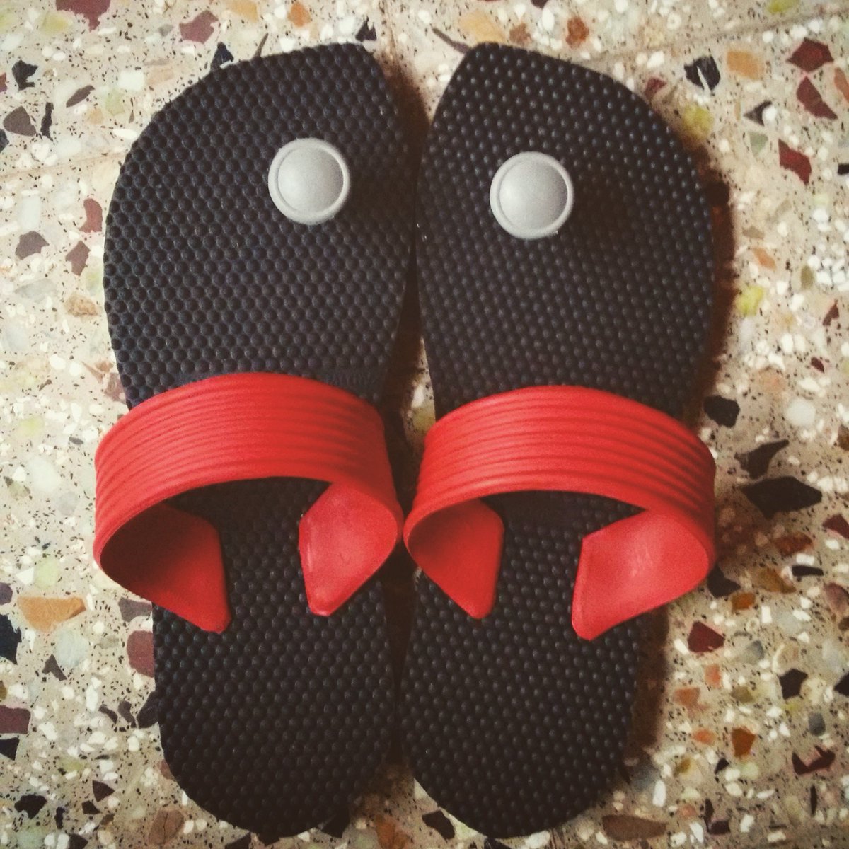 methiyadi slippers