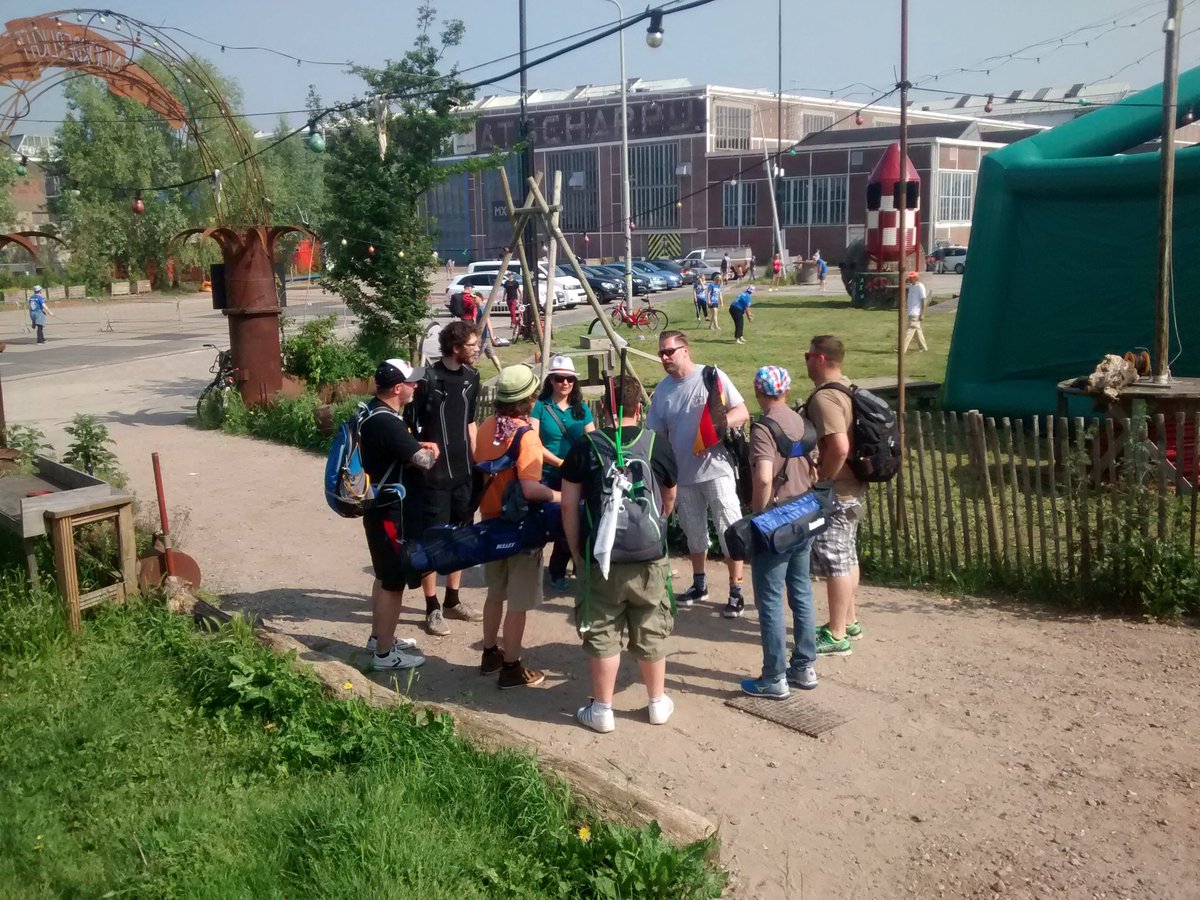 Golfnl's tweet photo. De 9 internationale teams druppelen binnen op de @ndsm @NoorderlichtAMS. #eugc #hitmhigh #ek #urbangolf https://t.co/wa1LX73u0a