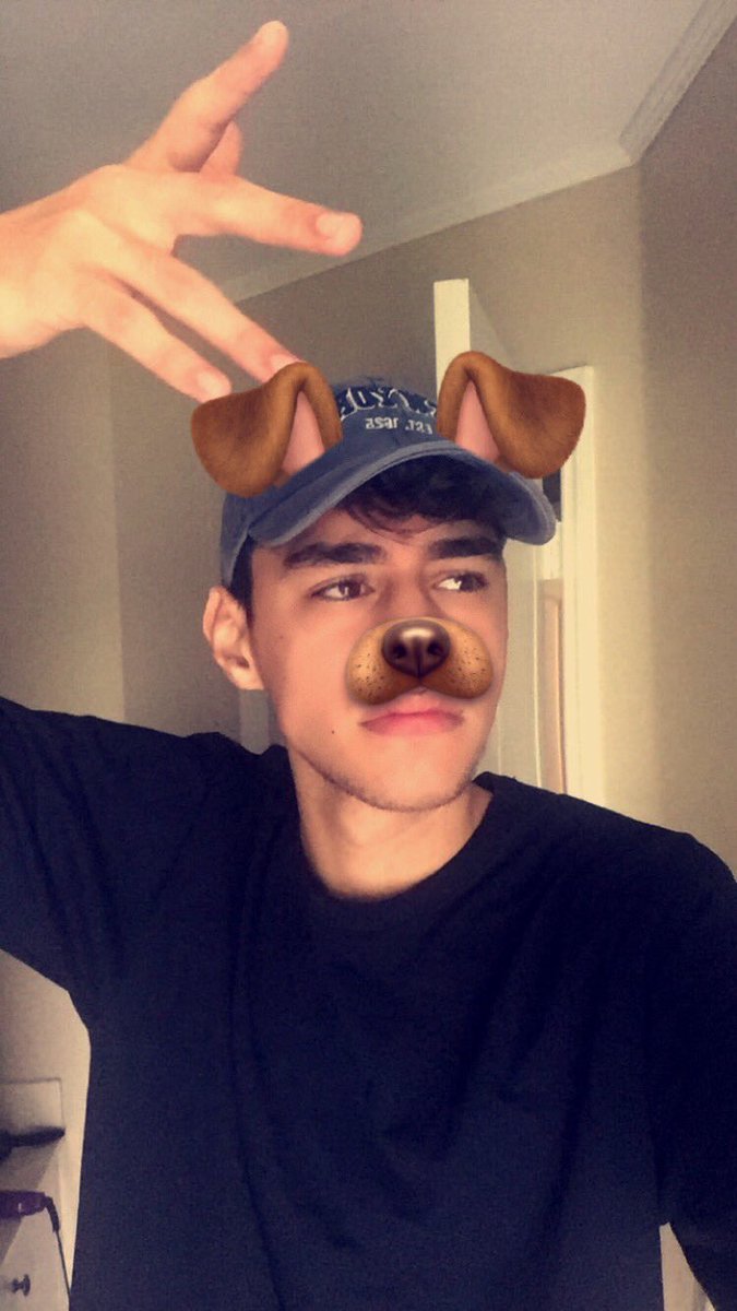 ASAPFINN's tweet photo. tell Me how IMMA DOG ?! 😭🐶😂 https://t.co/iMhYjMjW15