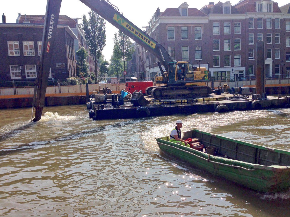 chrisbuijink's tweet photo. Mooie @dagvandebouw! Parkeergarage #Boerenwetering @AmsterdamNL #MaxBögl @devriesvdwiel @dcn_diving @BouwendNL https://t.co/4shhN0tyKw