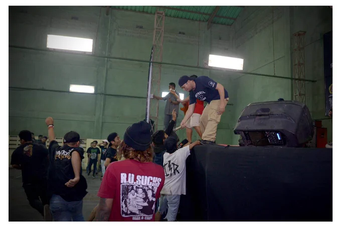Image from STANDOFF HC (@STANDOFF_HC)