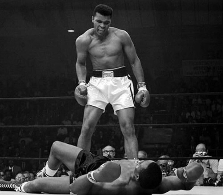 Des_Darlington's tweet photo. RIP Champ, greatest ever #MuhammedAli https://t.co/UBTOEGkSnB