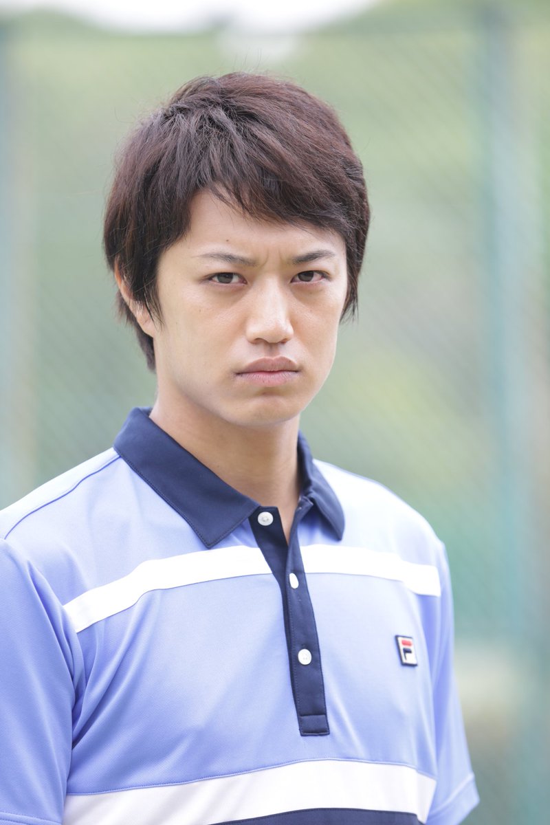 公式 ドラマ ベイビーステップ Cast紹介 エーちゃん人生初試合の対戦相手 大林 良を演じるのは井上正大さん ご本人が普通にテニス上手なので 撮影中はかなり頼りにしてました でもオールアップ時にはゴルフボールを差し上げましたけどね 笑