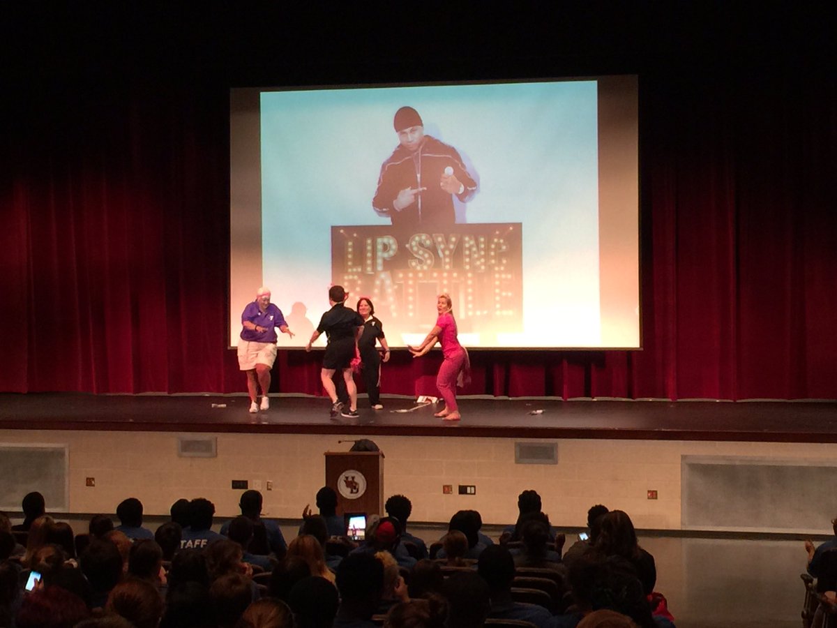 Senior mgt #MicDrop #BESTSUMMERCAMPTRAININGEVER @pfvYMCA <a href="/cpinder19/">Carol Pinder</a> <a href="/HdubbYMCA/">Heather W Bloodworth</a> <a href="/welch_pwelch/">Patty Welch</a> <a href="/Matt_Student/">Matt Student</a> <a href="/Zeffi14/">Zeffi Angelikas</a>