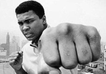 GarethBale11's tweet photo. RIP to a true legend #MuhammadAli #thegreatest https://t.co/8CK8atVhad