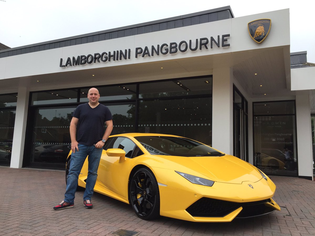 LamboPangbourne's tweet photo. Goodbye Giallo! @lamboclubuk @aSUPERCARDRIVER @SupercarsofLDN @GTspirit @hantsphoto @ls3photography @Topazdetailing https://t.co/4PwcI9t0Ud