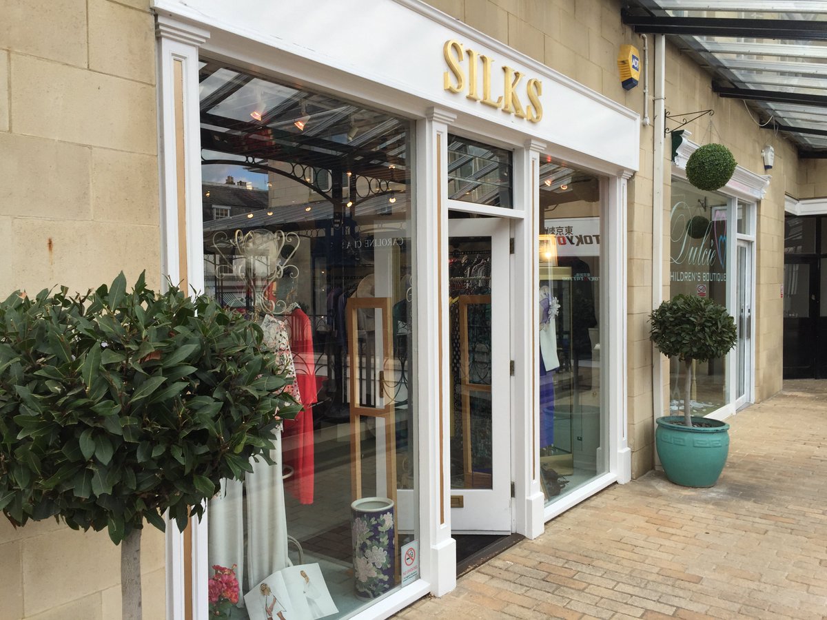 SilksOfChelt's tweet photo. In #Montpellier? We have some lovely #MotheroftheBride outfits on offer this weekend! #Cheltenham #DesignerSeparates https://t.co/45SDSLT2cy