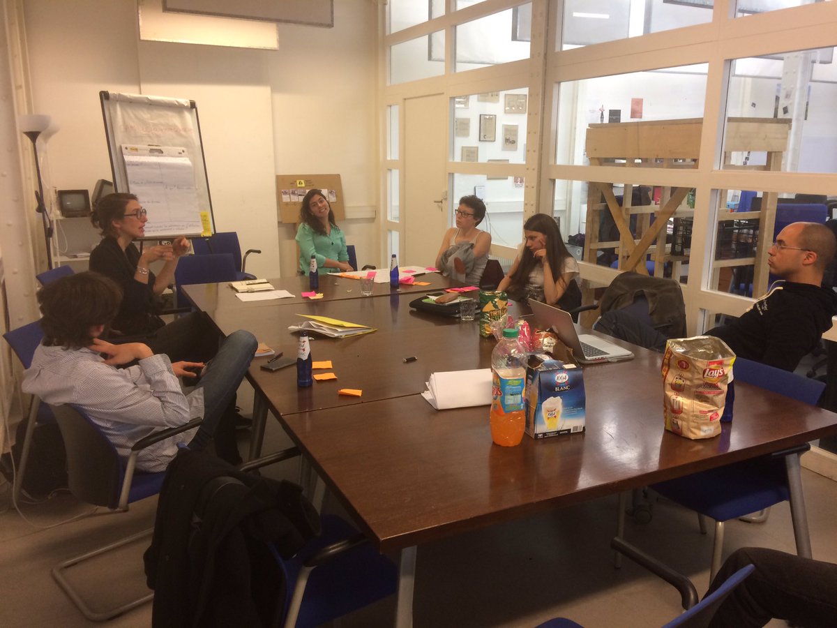 Cite_Humanites's tweet photo. Atelier participatif @MakeSense : comment aider un chercheur à cartographier un territoire ? https://t.co/Zag8QEt512