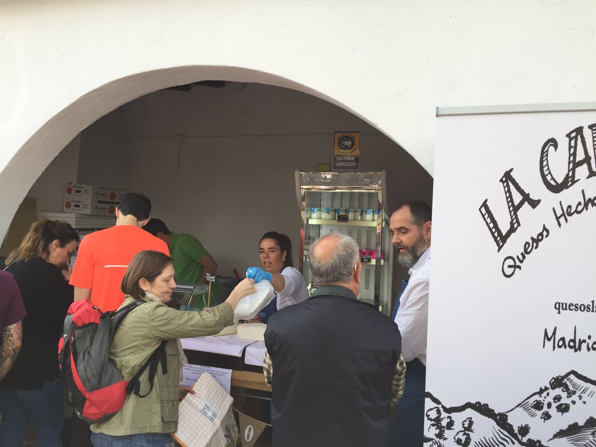 <a href="/DiadelaCosecha/">Dia de la Cosecha</a> <a href="/LACABEZUELA/">QUESOSLACABEZUELA</a> estupendo #diademercado en Madrid #artesano