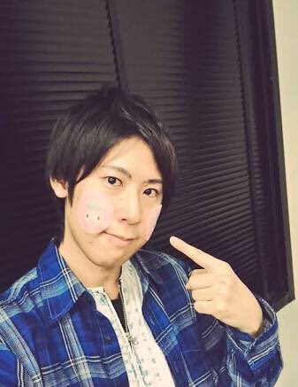 ちえ硫 る 白井悠介は黒 Ar Twitter 女 これがおそ松 こっちがカラ松 これが一松 男 は 全部同じじゃん 女 てめぇ 表出ろ 俺 これが白井悠介 こっちが白井悠介 これが白井悠介 で これが白井悠介 女 は 全部違うじゃん 俺 それな