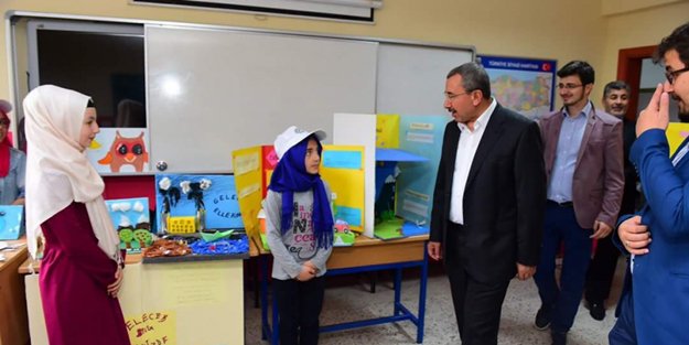 yeniakit's tweet photo. Sancaktepe'de Bilim Fuarı Şenliği https://t.co/wNBjniOKDI https://t.co/VtIf1Ix8qk