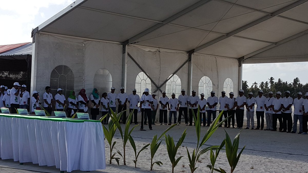 hdcmaldives's tweet photo. #Aaroa Tree Planting kicks off with recitation of Quran by Elections Commission's President Sheikh Ahmed Sulaiman. https://t.co/1OFFSSK7Xy