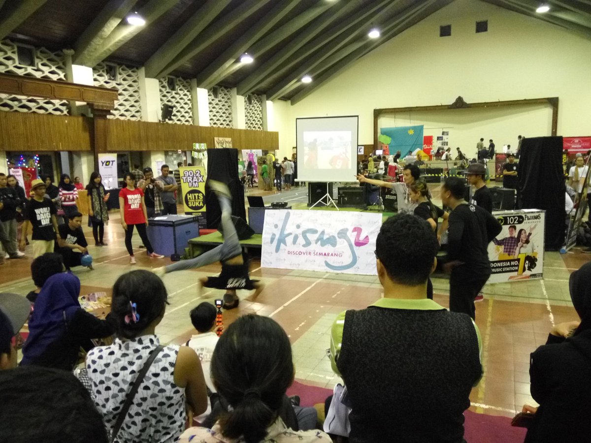 Wahh ada penampilan dari Semarang Dance Lovers nih!! Yuk merapatt! #ikiSMG2  #DiscoverSemarang
