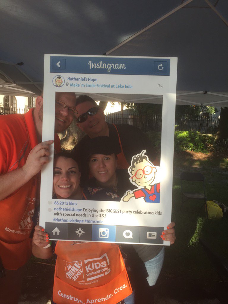 Having fun on our ASDS Kids Workshop event. Nathaniel's Hope Lake Eola.