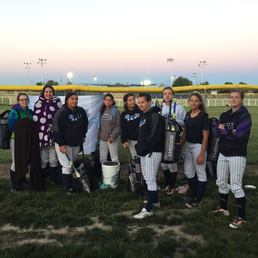 warhawksfball's tweet photo. Ready for a 7am game https://t.co/pboWvVSE11