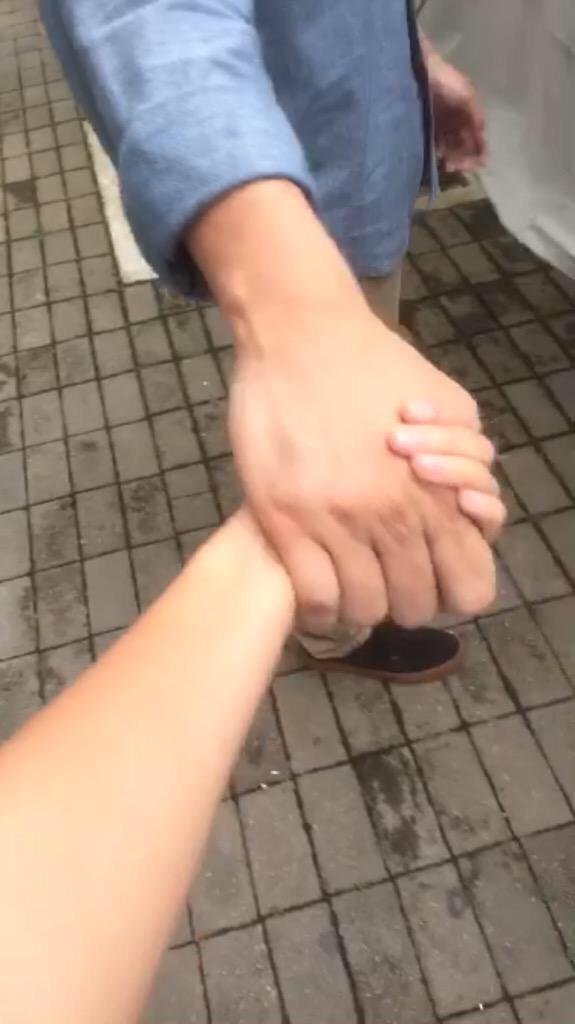 KDKNUpdatesPH's tweet image. "I like your hander..." DJP

"I like your fingers..." Kath

REALationship goals! 😭 I ship ER 😂💙