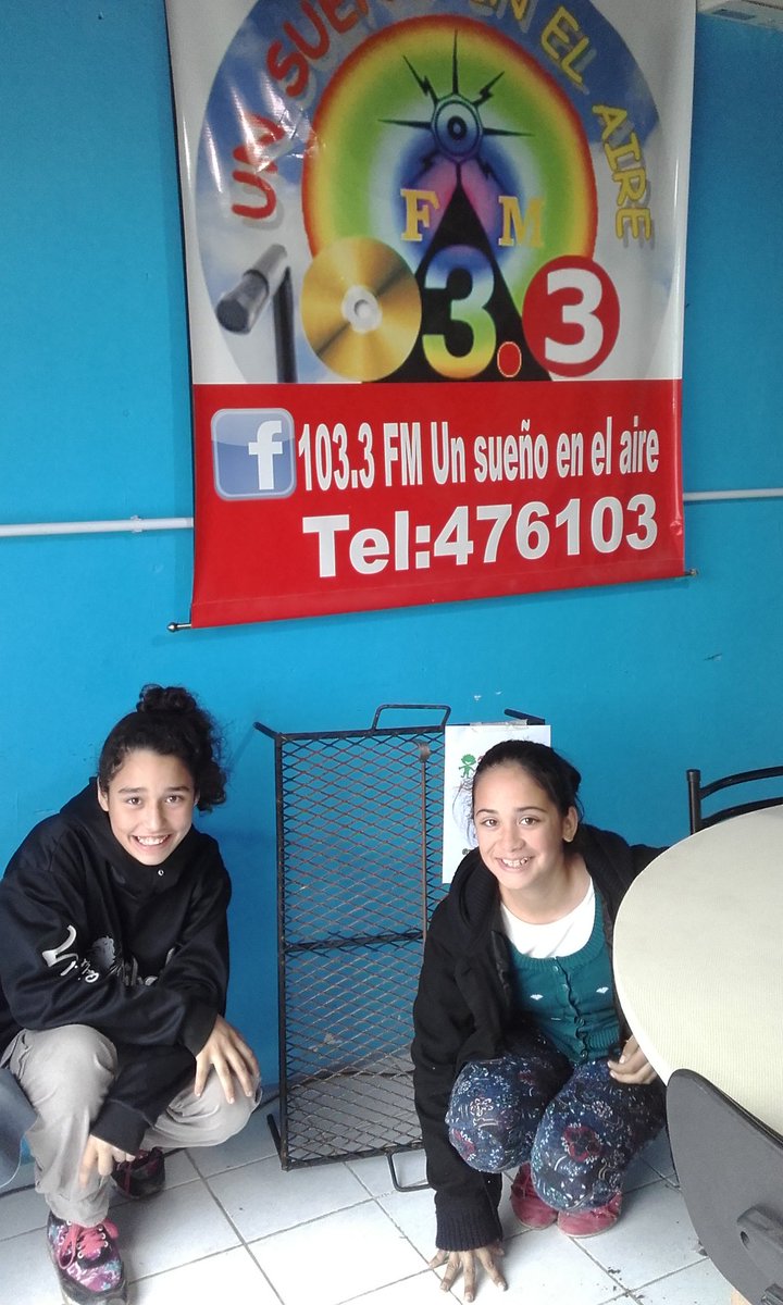 Spelizabet's tweet photo. LOS TIBURONES DEL CAI en la fm 103.3 para sortear la parrilla.  Ganador Amilcar Gómez N 39. Felicitaciones https://t.co/M2jBFHivc2