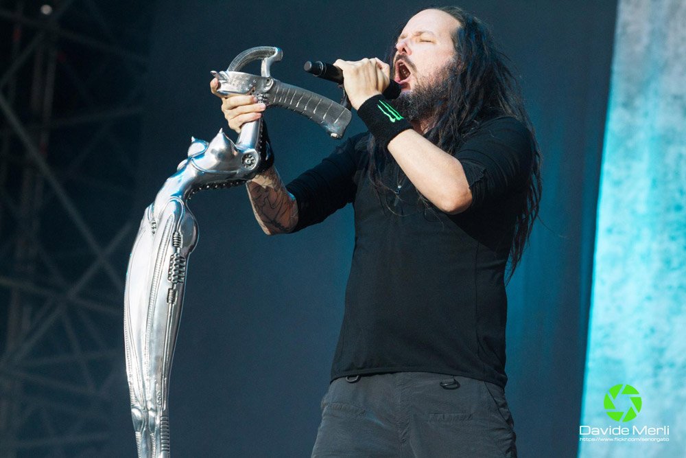 rockonitalia's tweet photo. KORN: guarda le foto e scopri scaletta del concerto al Gods of Metal 2016 di Monza #GOM2016 https://t.co/LDfcSSX0ZD https://t.co/PxLFU0Bzbq