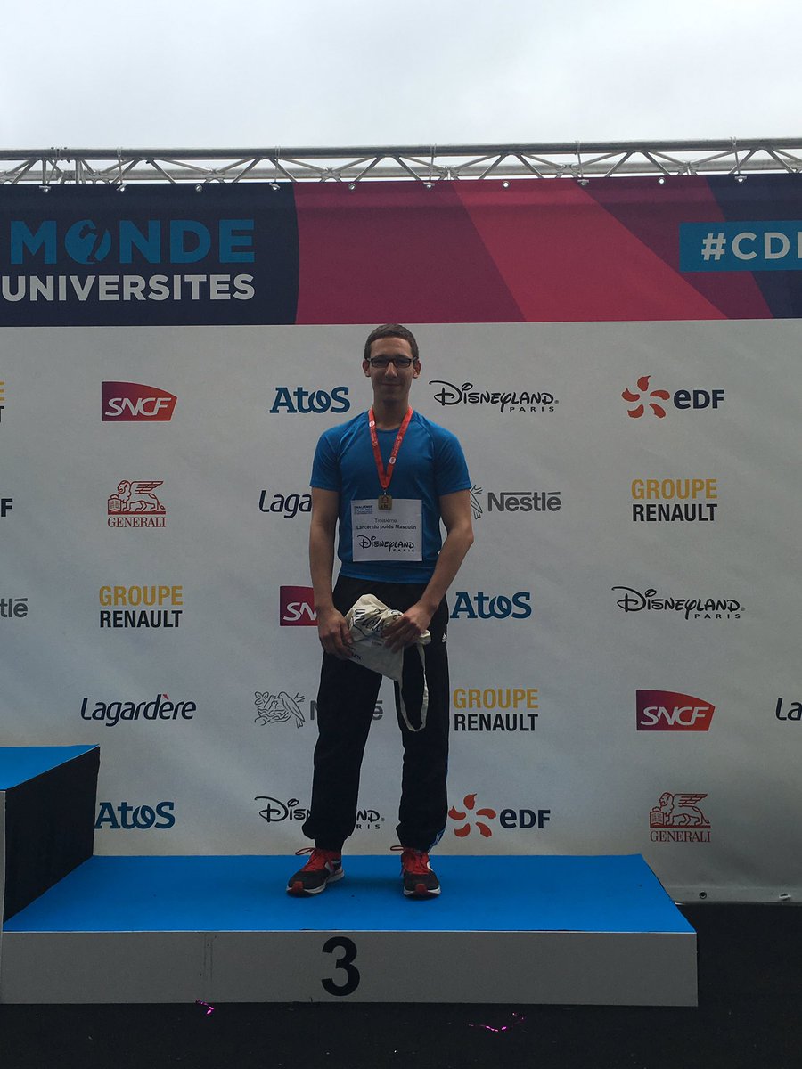 Bravo à Cédric Doulain qui remporte la 3e place au lancer de poids au CDMGE! #CDMGE #vieassoece