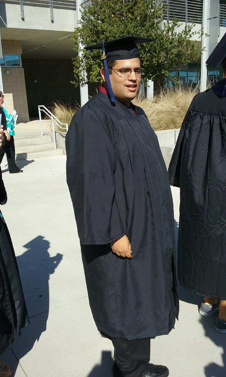 enriquevbjr's tweet image. #graduation #associateofarts #june22016