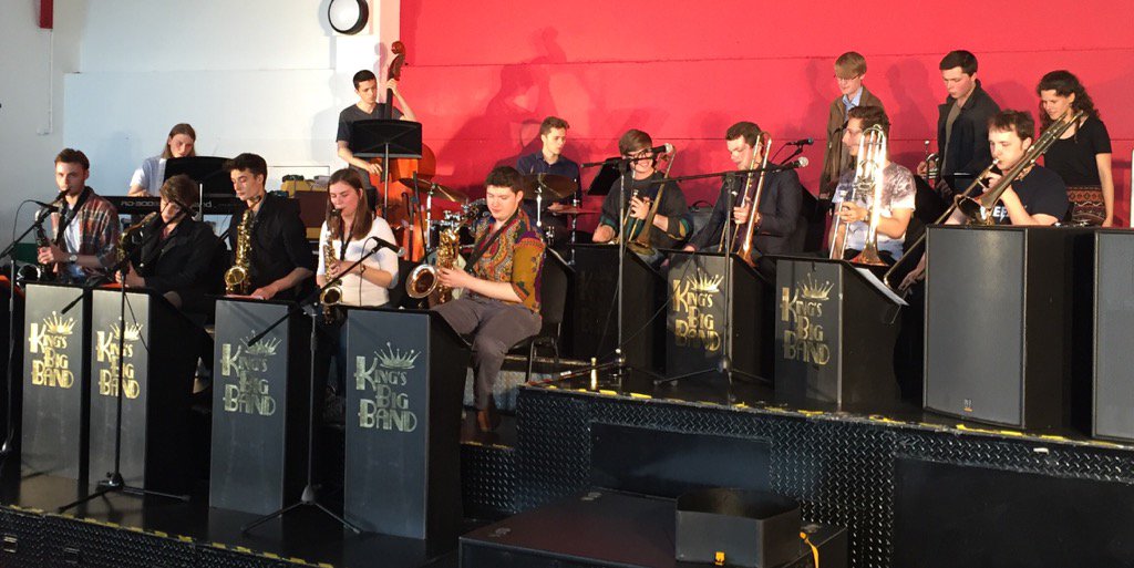 Listening to some amazing Big Band jazz in Tutus by the Thames at the <a href="/KCLJazzSociety/">KCL Jazz Society</a> summer party <a href="/KingsCollegeLon/">King's College London</a>