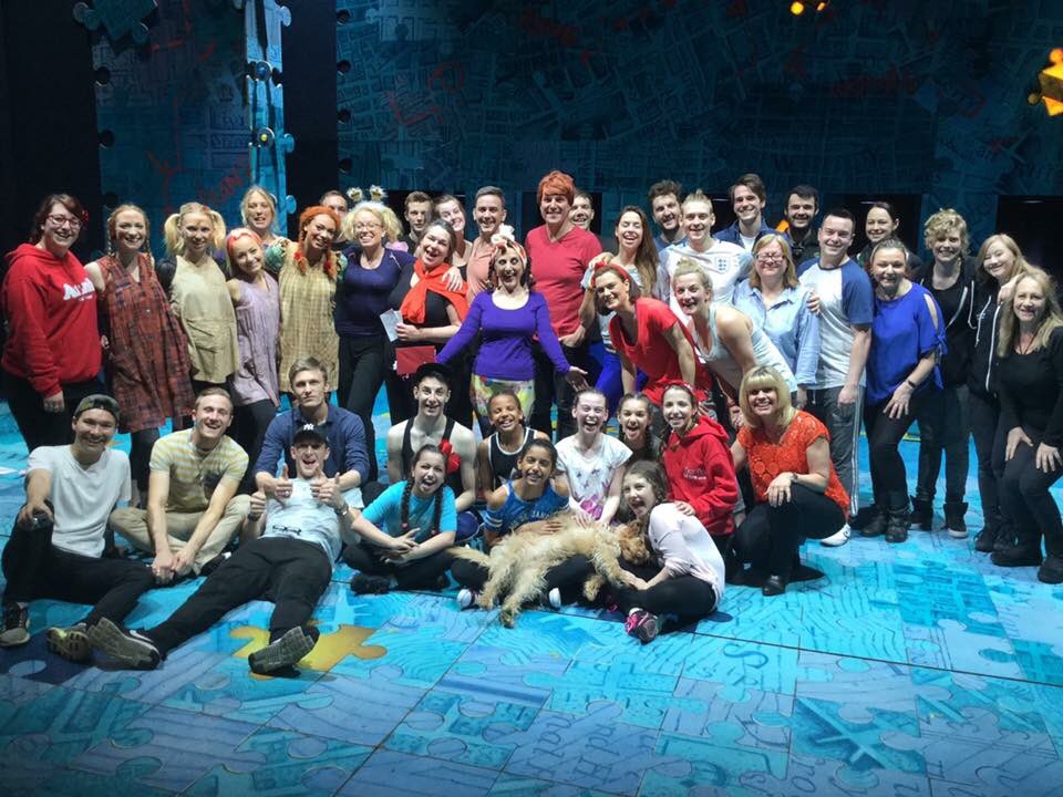 The cast of Annie! in our final @AnnieTourUK warm up ❤️ what a year it's been!