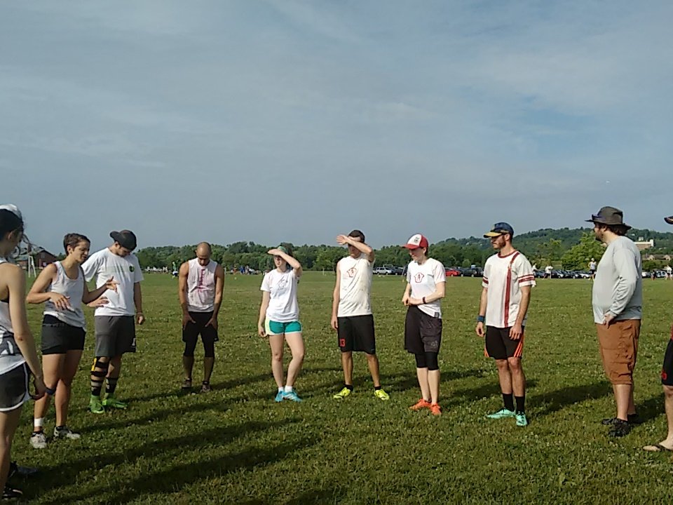 AlloyUltimate's tweet image. Someone being ugly is not reason enough to not throw to them #halftimetalks