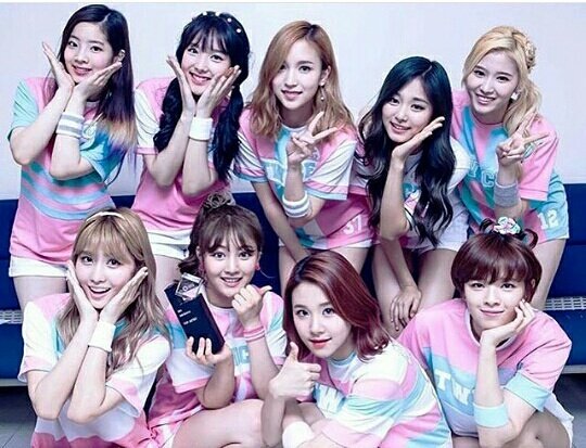 ploy_akaze_once's tweet photo. #CheerUp10thWin #TWICE10thWin 💕💕💕 https://t.co/1fSgops9Ji