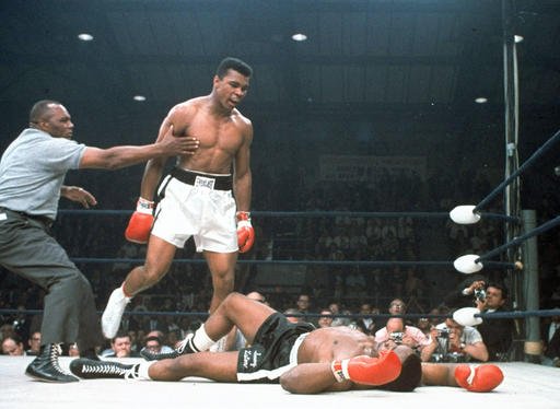 PressHerald's tweet photo. The Ali-Liston fight in 1965 put Lewiston on the boxing map. Watch the video.
https://t.co/nGL1OHdhxl https://t.co/3hgbOT2TLp