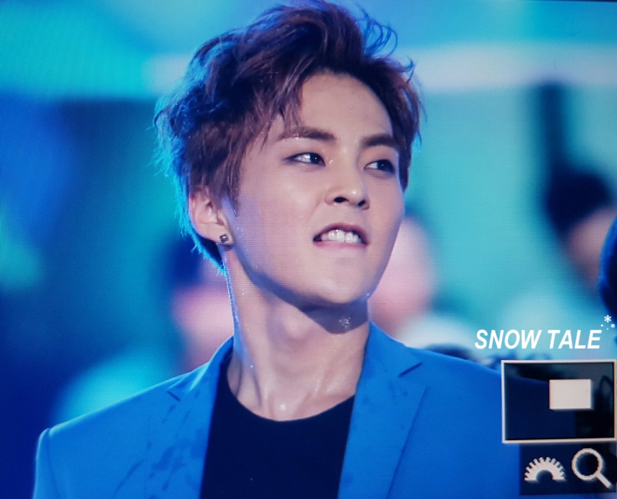 Snowtale_326's tweet photo. 160604 #드림콘서트
옆모습도 어찌이리 기가막히게 미남이오
#XIUMIN #김민석 #시우민 https://t.co/u2wxjh0dvU