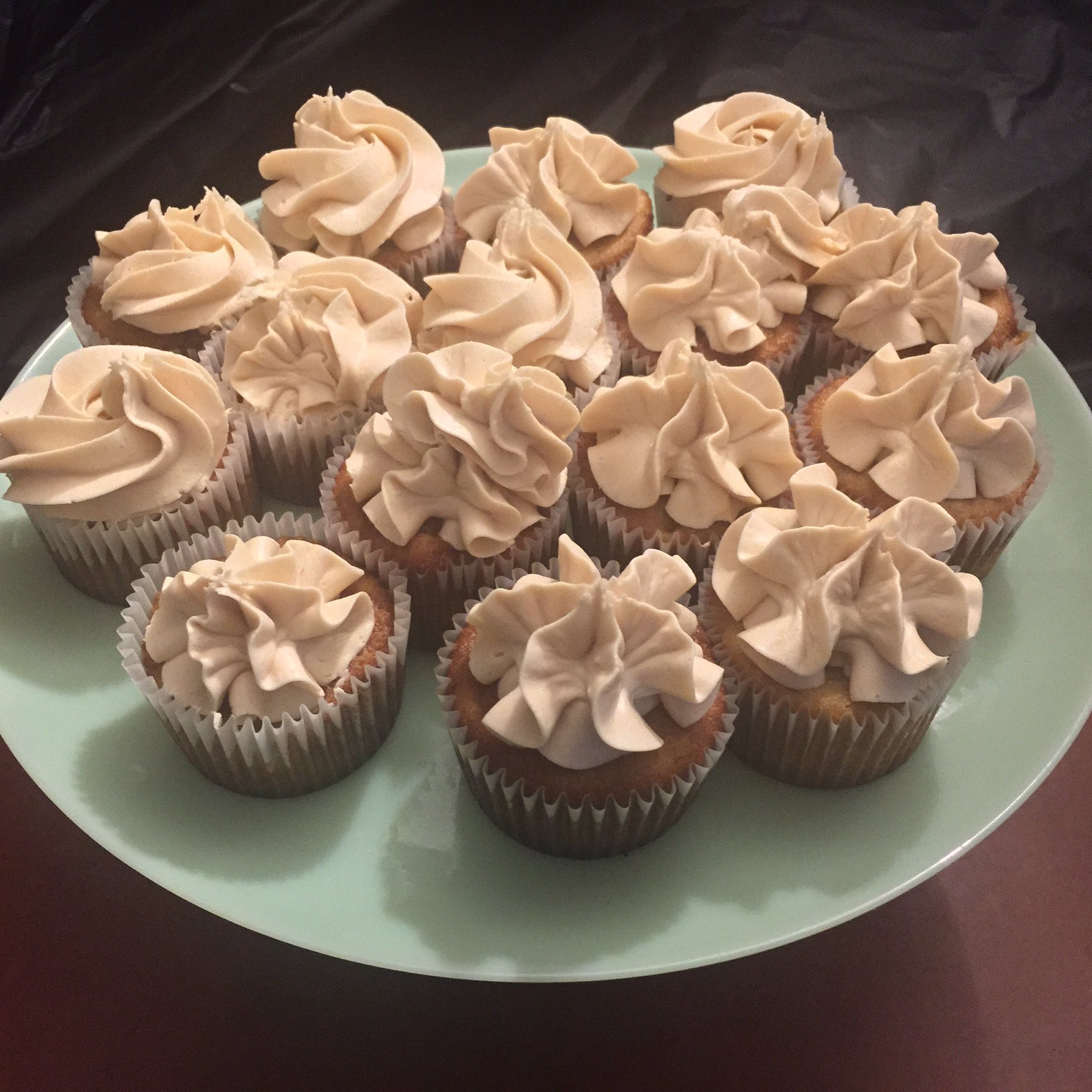 Shelby Cakes AR on Twitter "Elvis Cupcakes peanutbutter banana