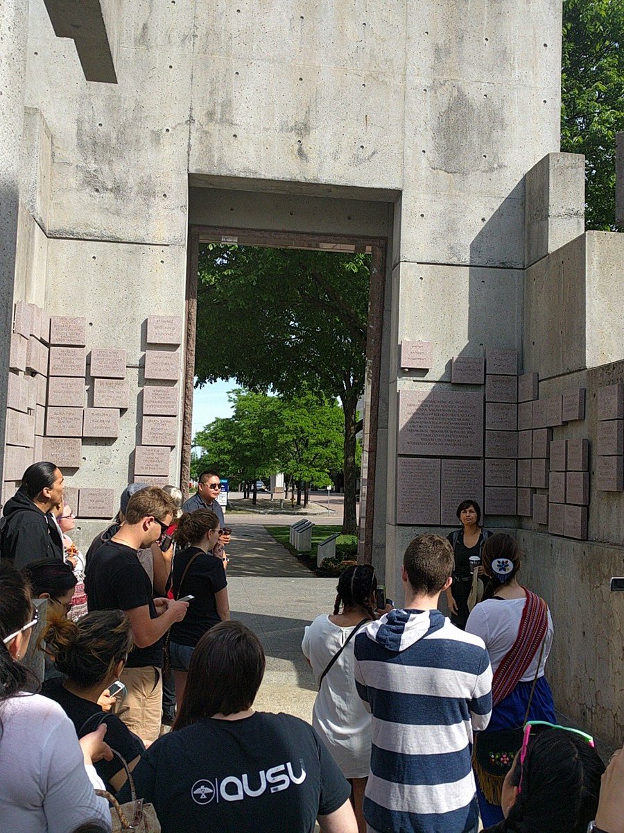 BertyLeamon's tweet photo. NAC is starting out the day with @IndigenousWalks!! Looking forward to the tour with an indigenous lens. #thisisnac https://t.co/6Zhlo1dgOQ