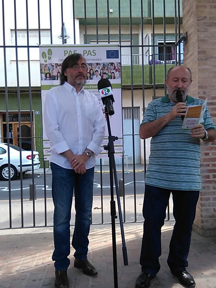 The Mayor of L'Alcudià celebrating the good results of the collective challenge to energy savings@H2020EE