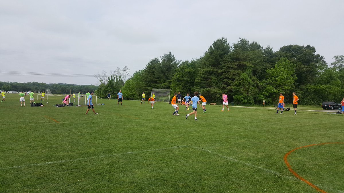 FCMontco's tweet photo. #Methacton high school boys competing at our annual #MarcJSmall event. #WeSolute https://t.co/aQPV8jOUTZ