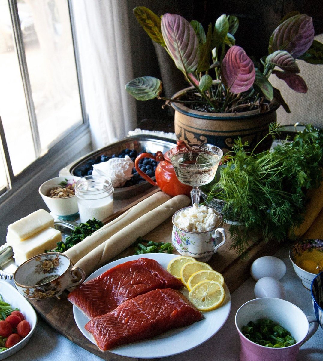 Boy oh boy do we have a Father's Day treat coming for you... #brunch#fathersday #wine #clayhousewines #winos #love