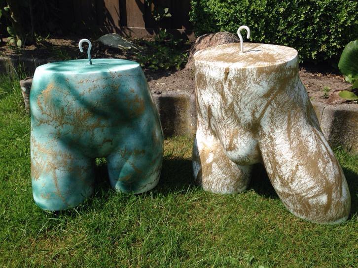 KringloopAssen's tweet image. Kunst - 2 beschilderde &quot;kunstige kontjes&quot; link.marktplaats.nl/m1057456149