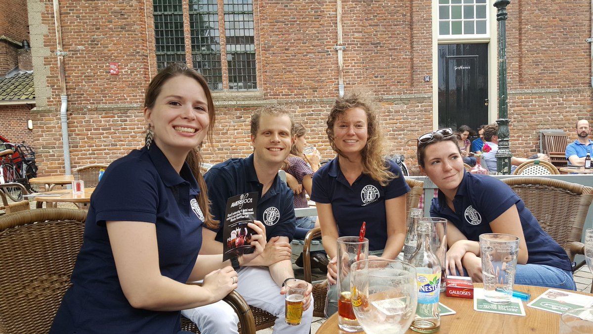 De #amersfooi commissie zit er klaar voor! We gaan zo de stad in om te flyeren!